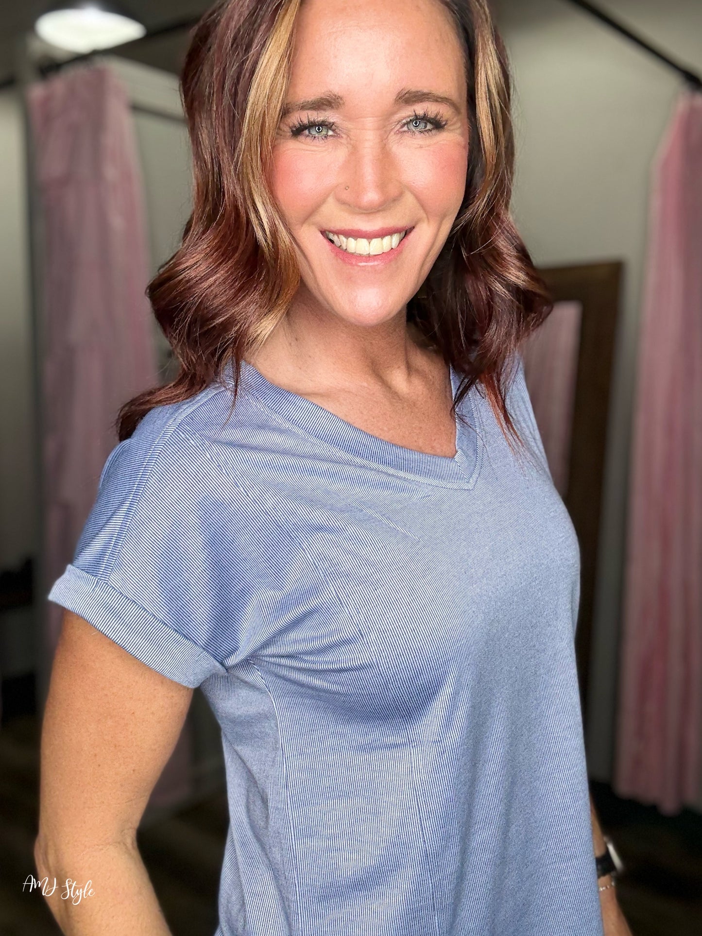 The Effortless V Neck - Chambray