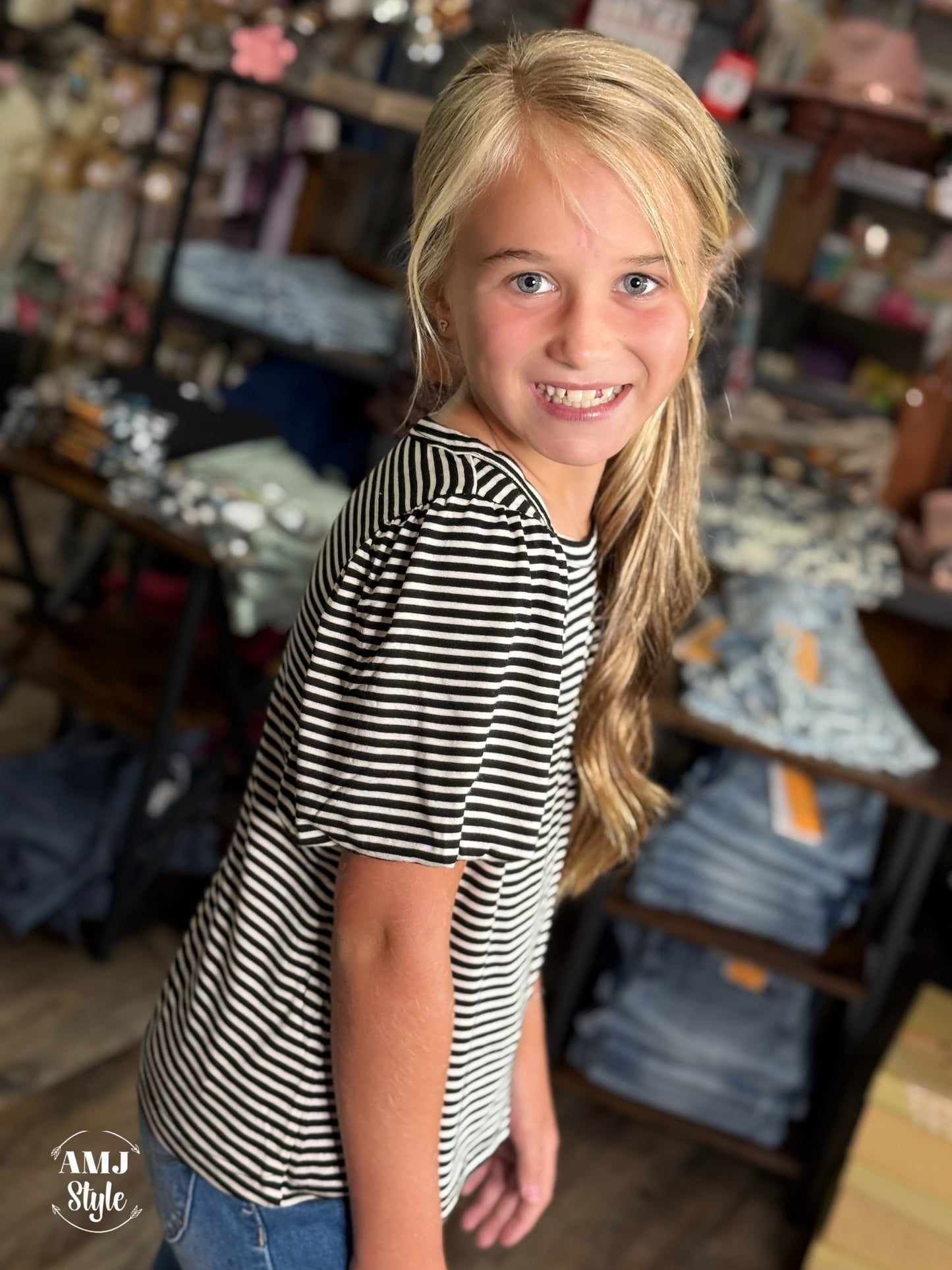 Bubble Sleeve Kiddo Top - Black