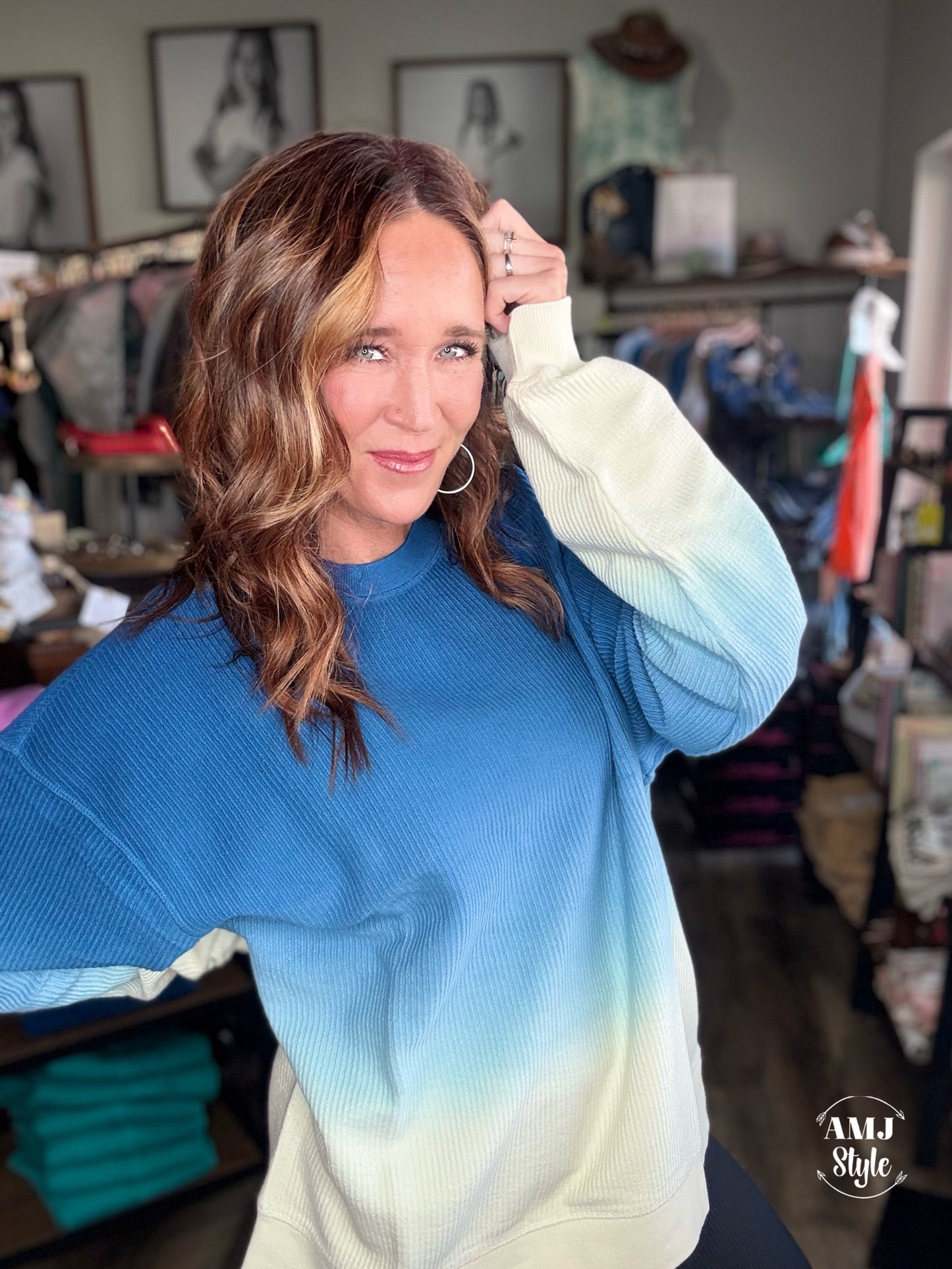 Luxe Ombre Corded Crew Sweatshirt - Navy/Eggnog