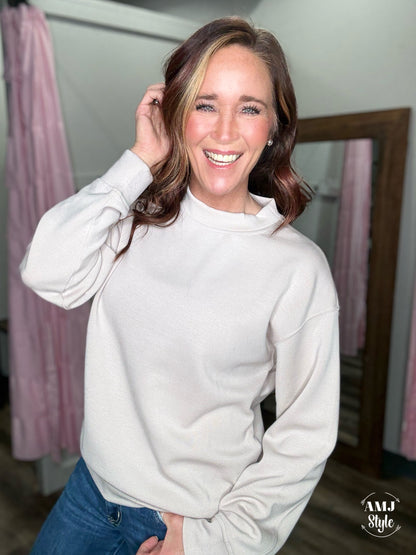 Vivid Breeze Pullover - Mocha Cream