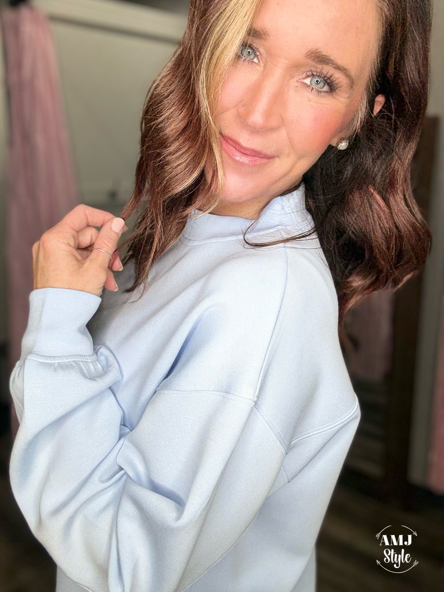 Vivid Breeze Pullover - Frost