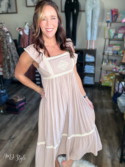 Petal Stich Maxi Dress