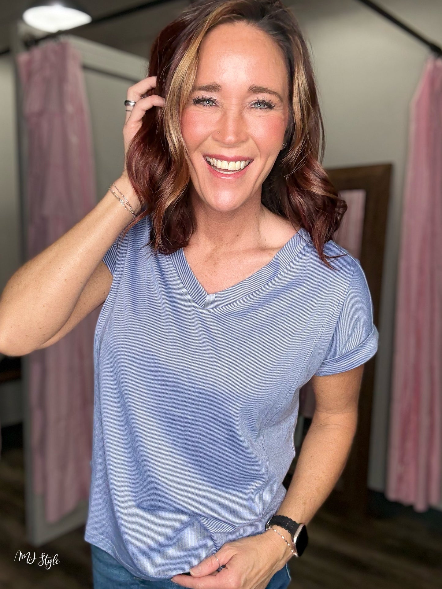 The Effortless V Neck - Chambray