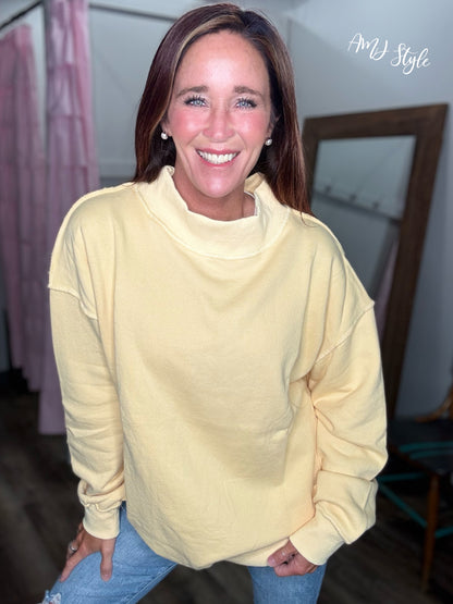 Sorbet Mock Neck Pullover - Yellow
