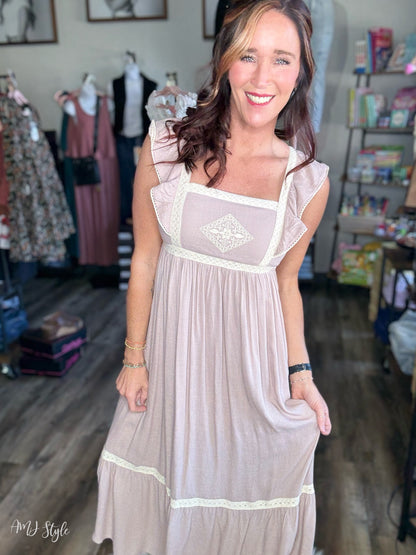 Petal Stich Maxi Dress