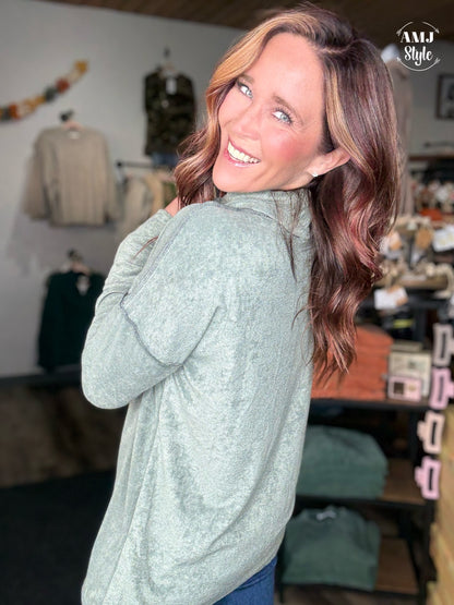 Chill Mock Top - Olive