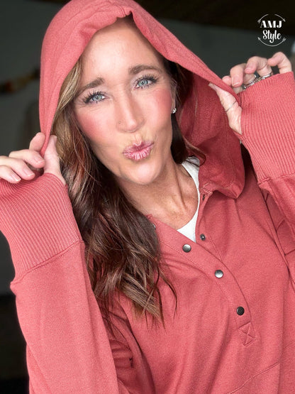 The Hangout Hoodie - Brick