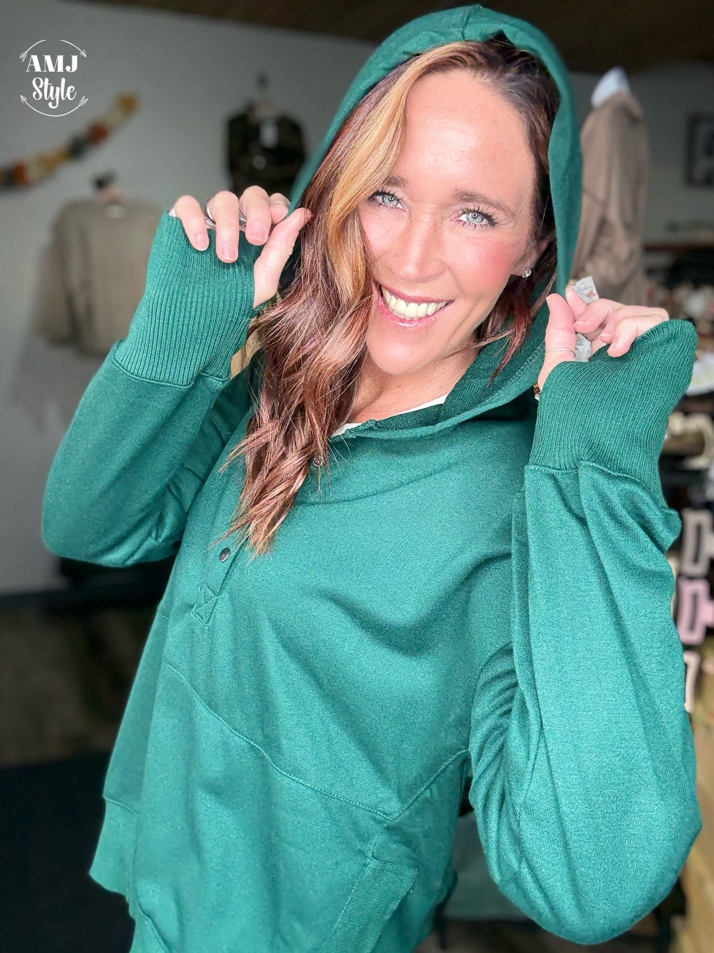 The Hangout Hoodie - Hunter Green
