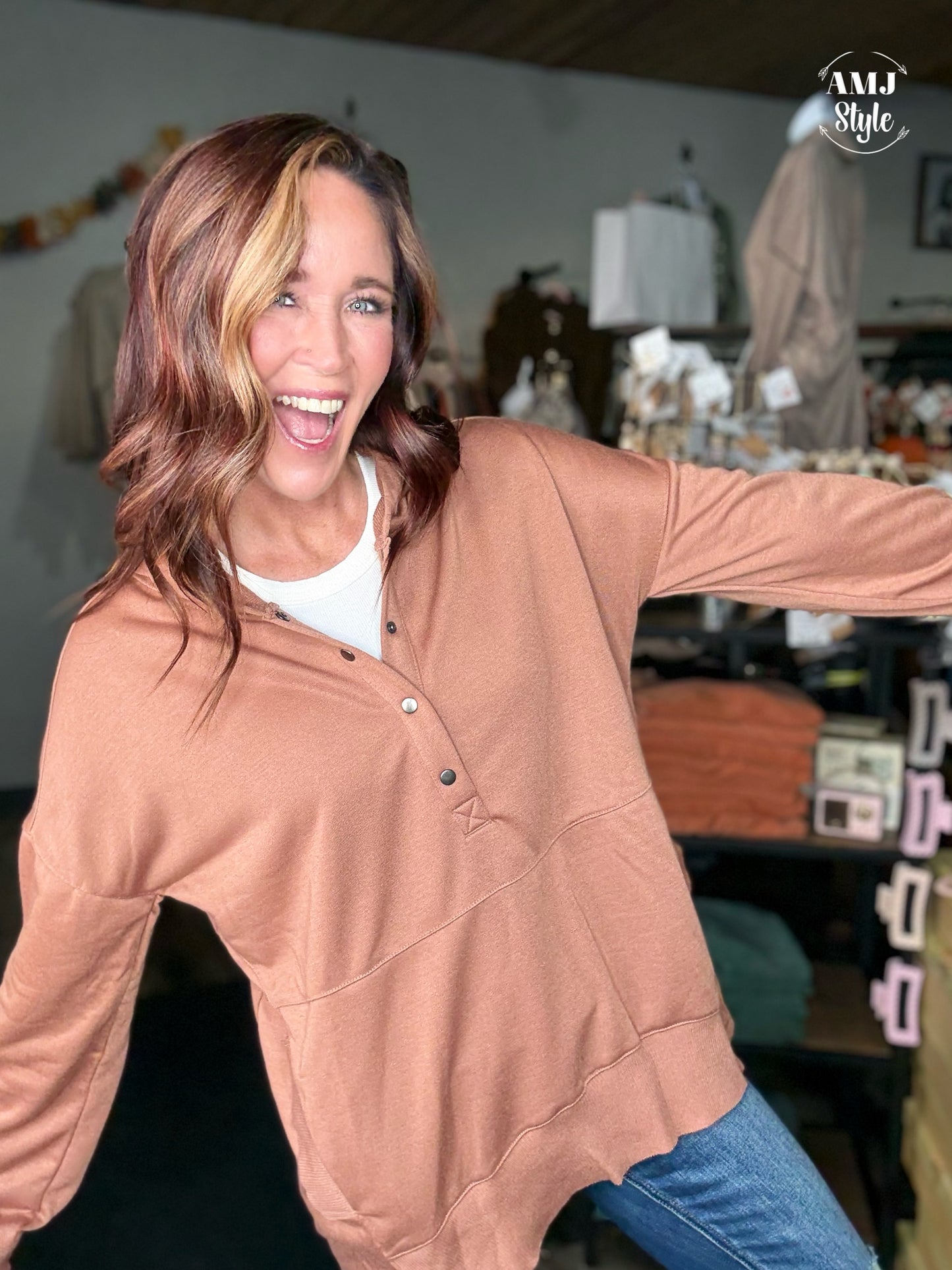 The Hangout Hoodie - Mocha