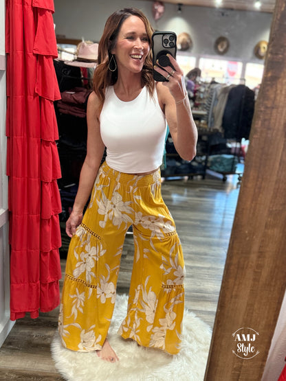 Island Breeze Linen Pants - Yellow